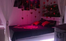 Appartement Avec jacuzzi privatif cocon d'amour